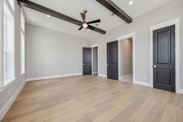 2447 Lakewood Pointe, Seabrook, TX 77586