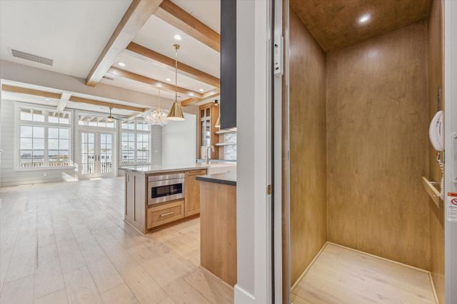 2447 Lakewood Pointe, Seabrook, TX 77586