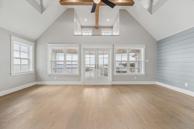 2447 Lakewood Pointe, Seabrook, TX 77586