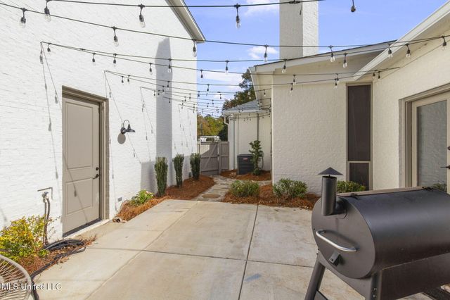 101 Saddle Creek Cove, Canton, MS 39046