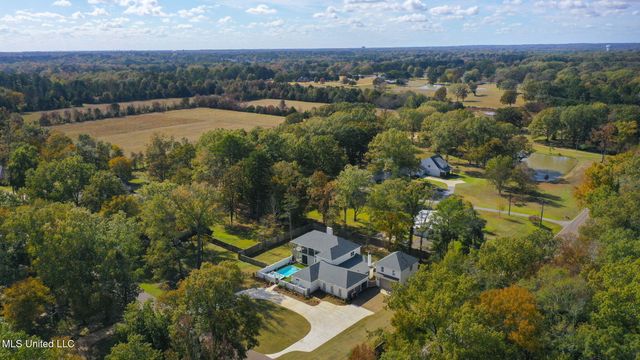 101 Saddle Creek Cove, Canton, MS 39046