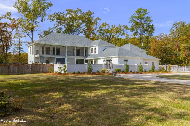 101 Saddle Creek Cove, Canton, MS 39046