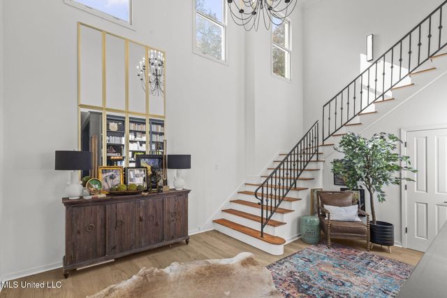 101 Saddle Creek Cove, Canton, MS 39046