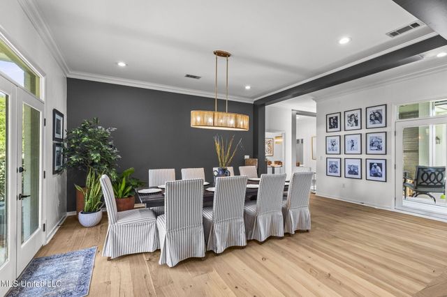 101 Saddle Creek Cove, Canton, MS 39046