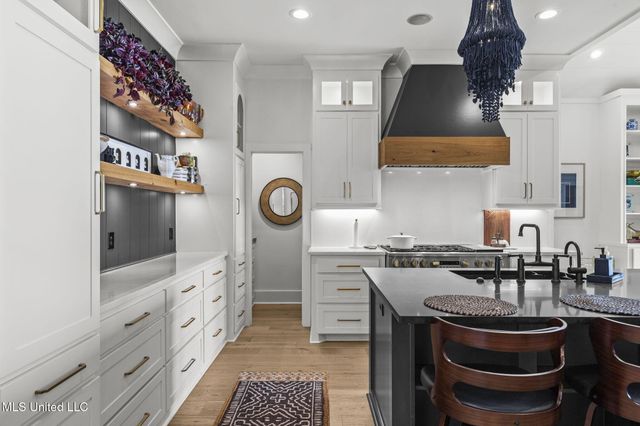 101 Saddle Creek Cove, Canton, MS 39046