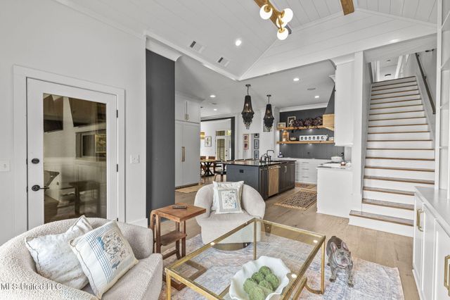 101 Saddle Creek Cove, Canton, MS 39046