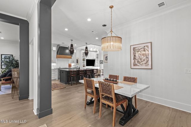 101 Saddle Creek Cove, Canton, MS 39046