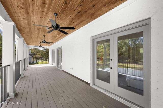 101 Saddle Creek Cove, Canton, MS 39046