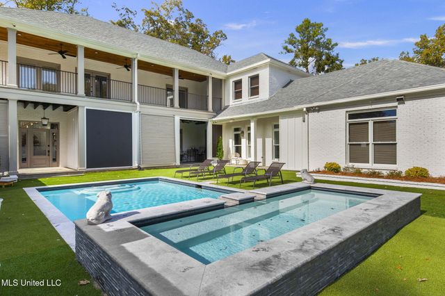 101 Saddle Creek Cove, Canton, MS 39046