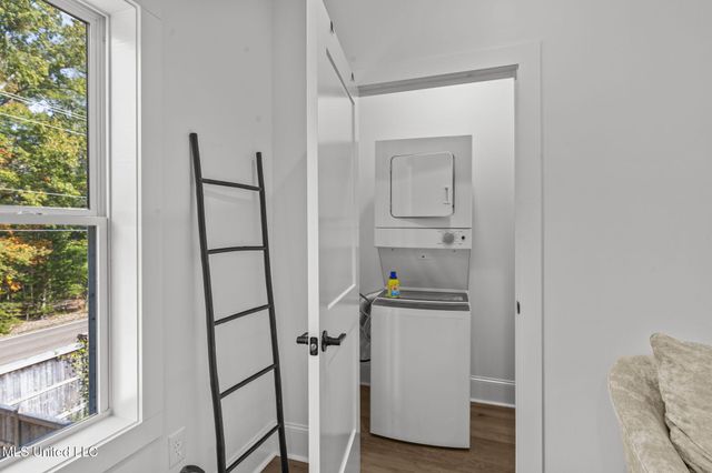 101 Saddle Creek Cove, Canton, MS 39046