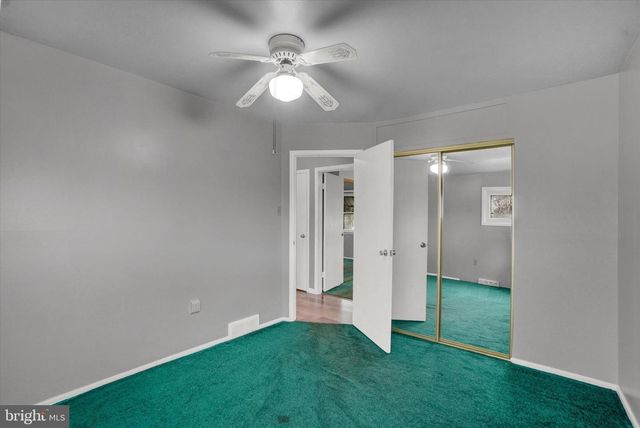 821 GUNNISON RD, York, PA 17404