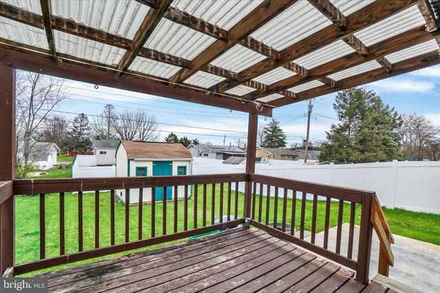 821 GUNNISON RD, York, PA 17404