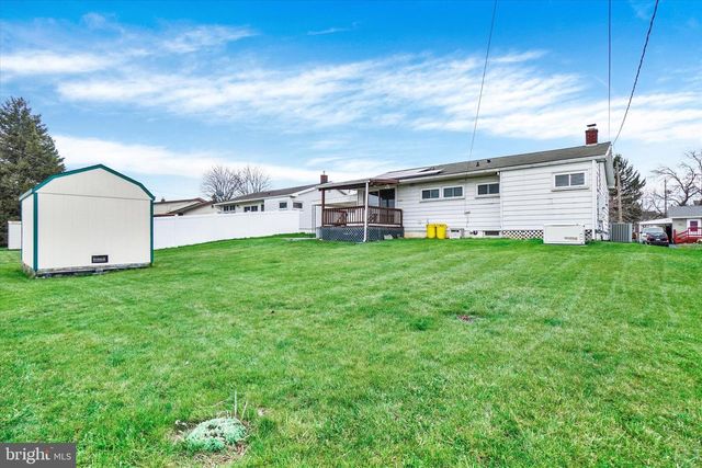 821 GUNNISON RD, York, PA 17404