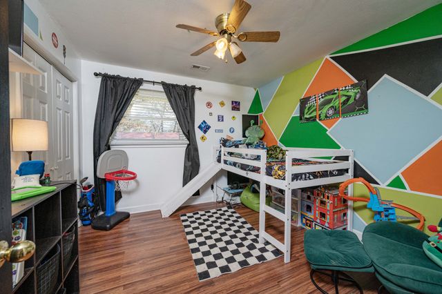 1704 3rd Ave, Manchester, TN 37355