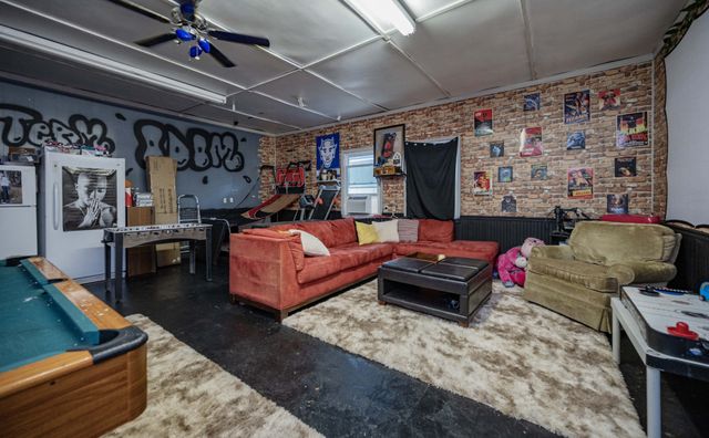 1704 3rd Ave, Manchester, TN 37355