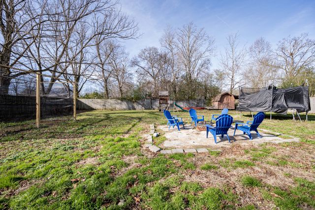 1704 3rd Ave, Manchester, TN 37355