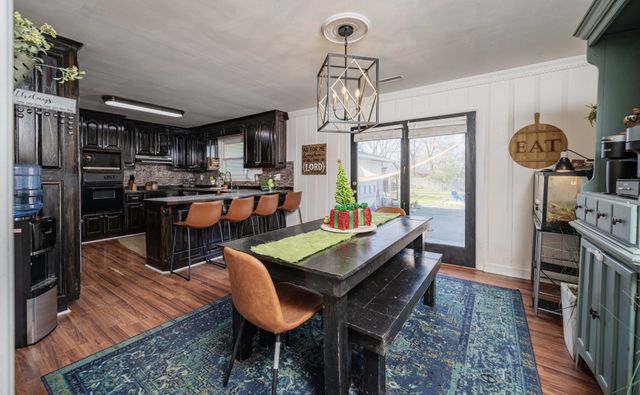 1704 3rd Ave, Manchester, TN 37355