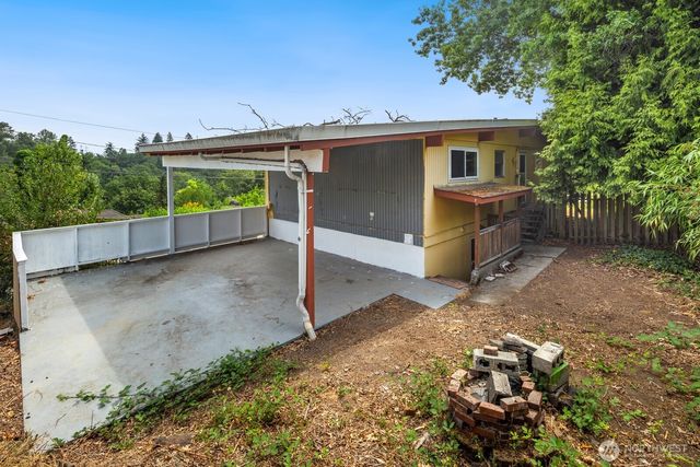9671 41st Avenue S, Seattle, WA 98118
