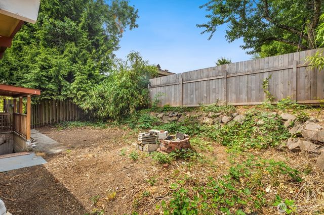 9671 41st Avenue S, Seattle, WA 98118