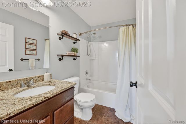 10948 Bouldercrest Drive, Green Oak Township, MI 48178