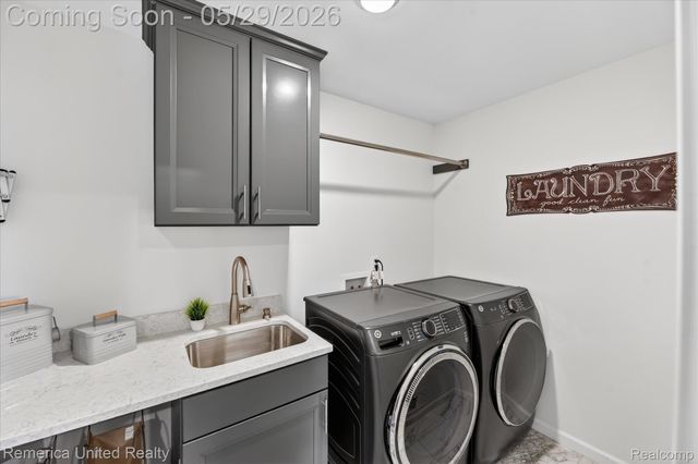 10948 Bouldercrest Drive, Green Oak Township, MI 48178