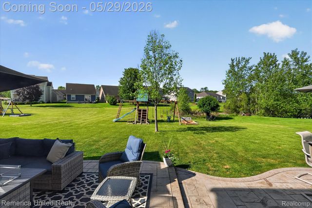 10948 Bouldercrest Drive, Green Oak Township, MI 48178