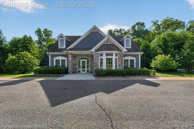 10948 Bouldercrest Drive, Green Oak Township, MI 48178