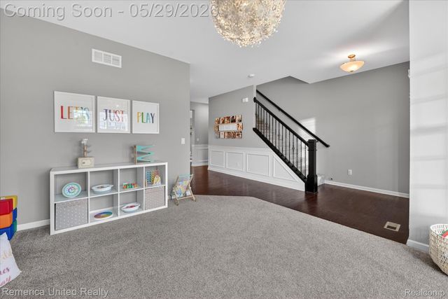 10948 Bouldercrest Drive, Green Oak Township, MI 48178