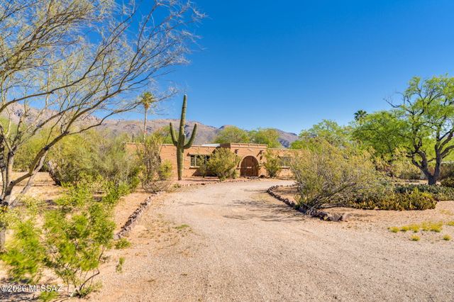 11421 E Holster Drive, Tucson, AZ 85749