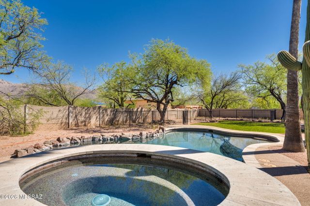 11421 E Holster Drive, Tucson, AZ 85749