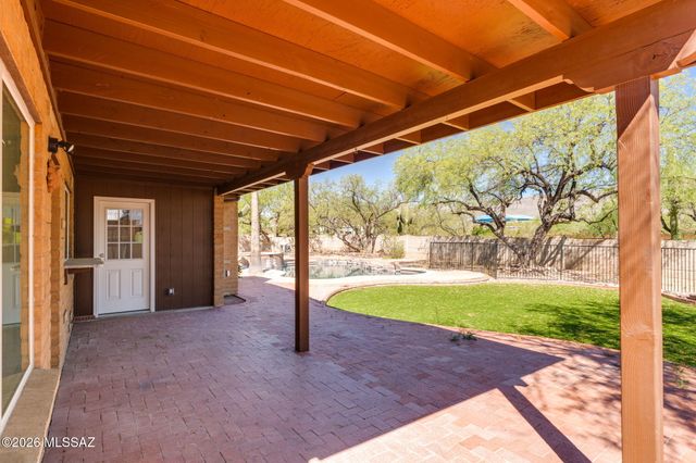11421 E Holster Drive, Tucson, AZ 85749