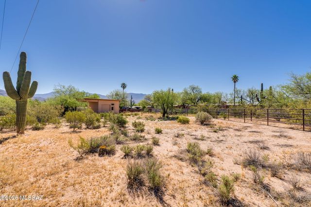 11421 E Holster Drive, Tucson, AZ 85749