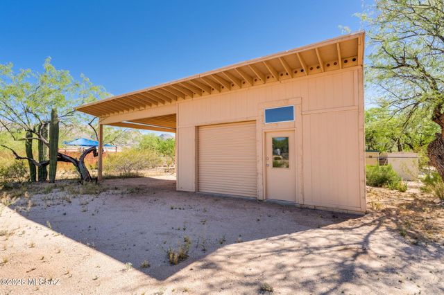 11421 E Holster Drive, Tucson, AZ 85749