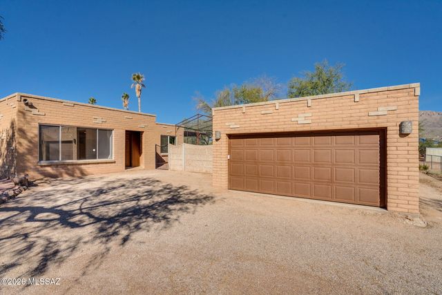 11421 E Holster Drive, Tucson, AZ 85749