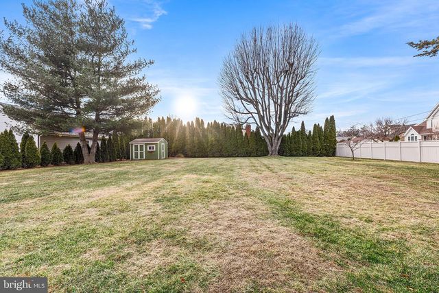 1666 BROWN AVE, Bensalem, PA 19020