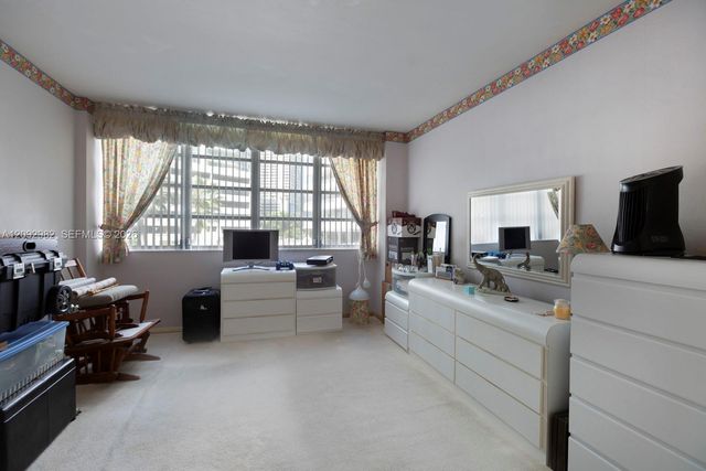1408 Brickell Bay Drive 414, Miami, FL 33131