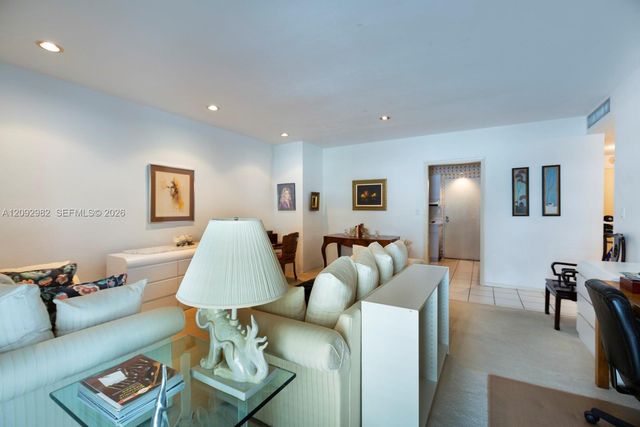 1408 Brickell Bay Drive 414, Miami, FL 33131
