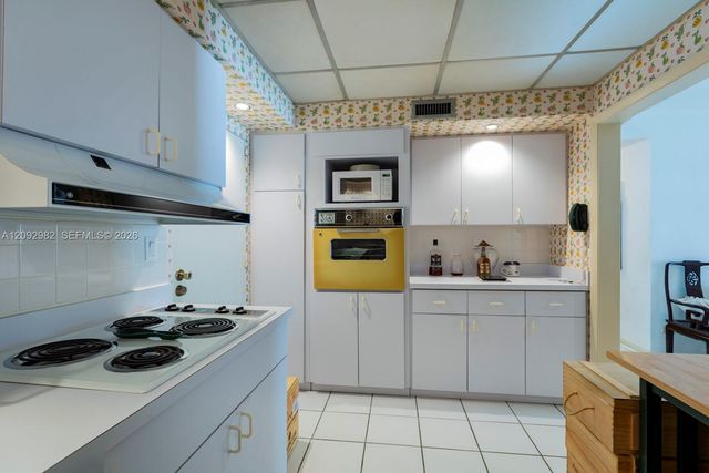 1408 Brickell Bay Drive 414, Miami, FL 33131