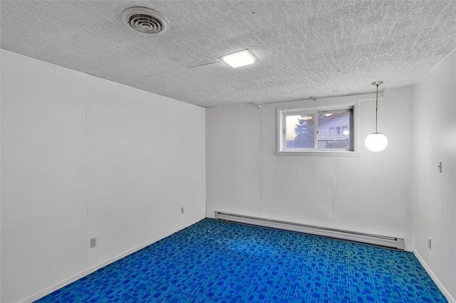 15 Pleasant Dr, Monessen, PA 15062