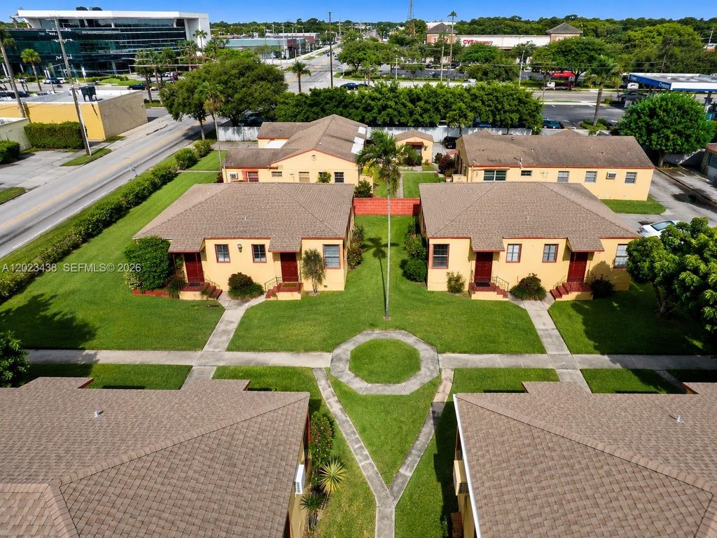 1723-1739 Moffett St, Hollywood, FL 33020