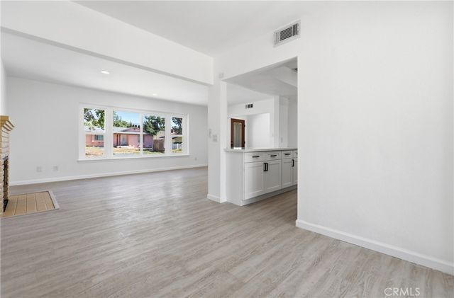 371 E Mariposa Drive, Rialto, CA 92376