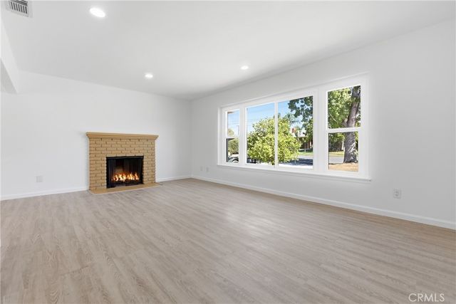 371 E Mariposa Drive, Rialto, CA 92376