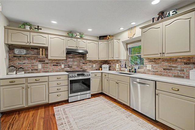 2742 Greenridge Circle, Beavercreek, OH 45431