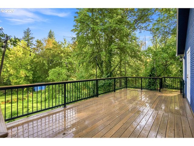 5753 Sw VERMONT St, Portland, OR 97219