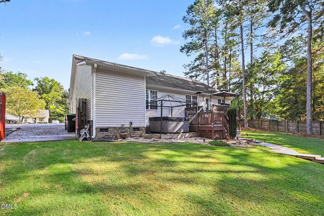 326 Wagon Trail, Willow Springs, NC 27592