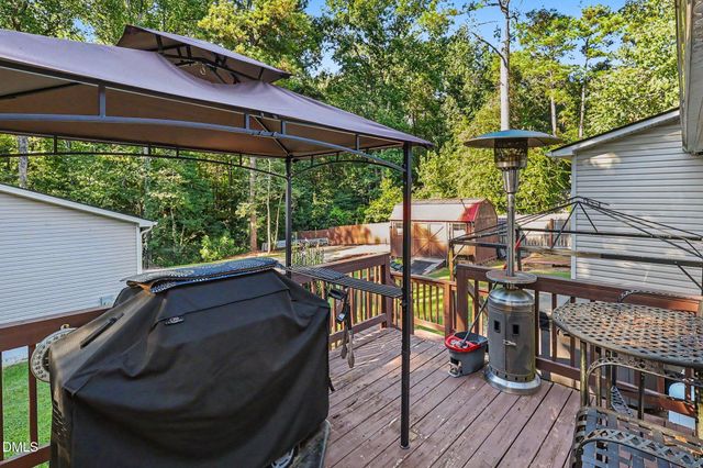 326 Wagon Trail, Willow Springs, NC 27592