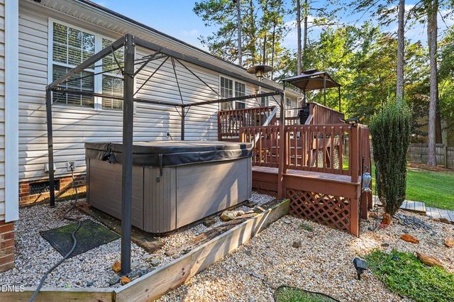 326 Wagon Trail, Willow Springs, NC 27592