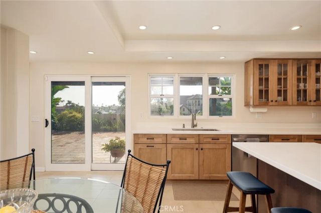 16581 Melville Circle, Huntington Beach, CA 92649