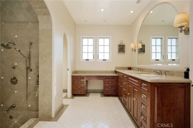 16581 Melville Circle, Huntington Beach, CA 92649