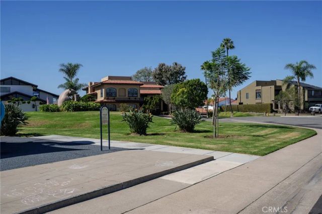 16581 Melville Circle, Huntington Beach, CA 92649